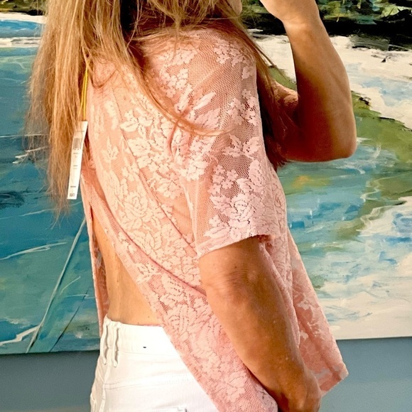 ⭐️NWT,BCBGeneration, Soft Pink Sheer Lace Top, Gorgeous Crossed, Lose-Back, S - Picture 1 of 12